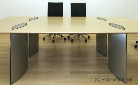 circon executive desk in basic design