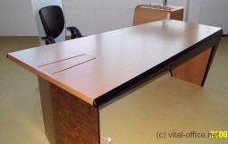 circon executive desk in face design